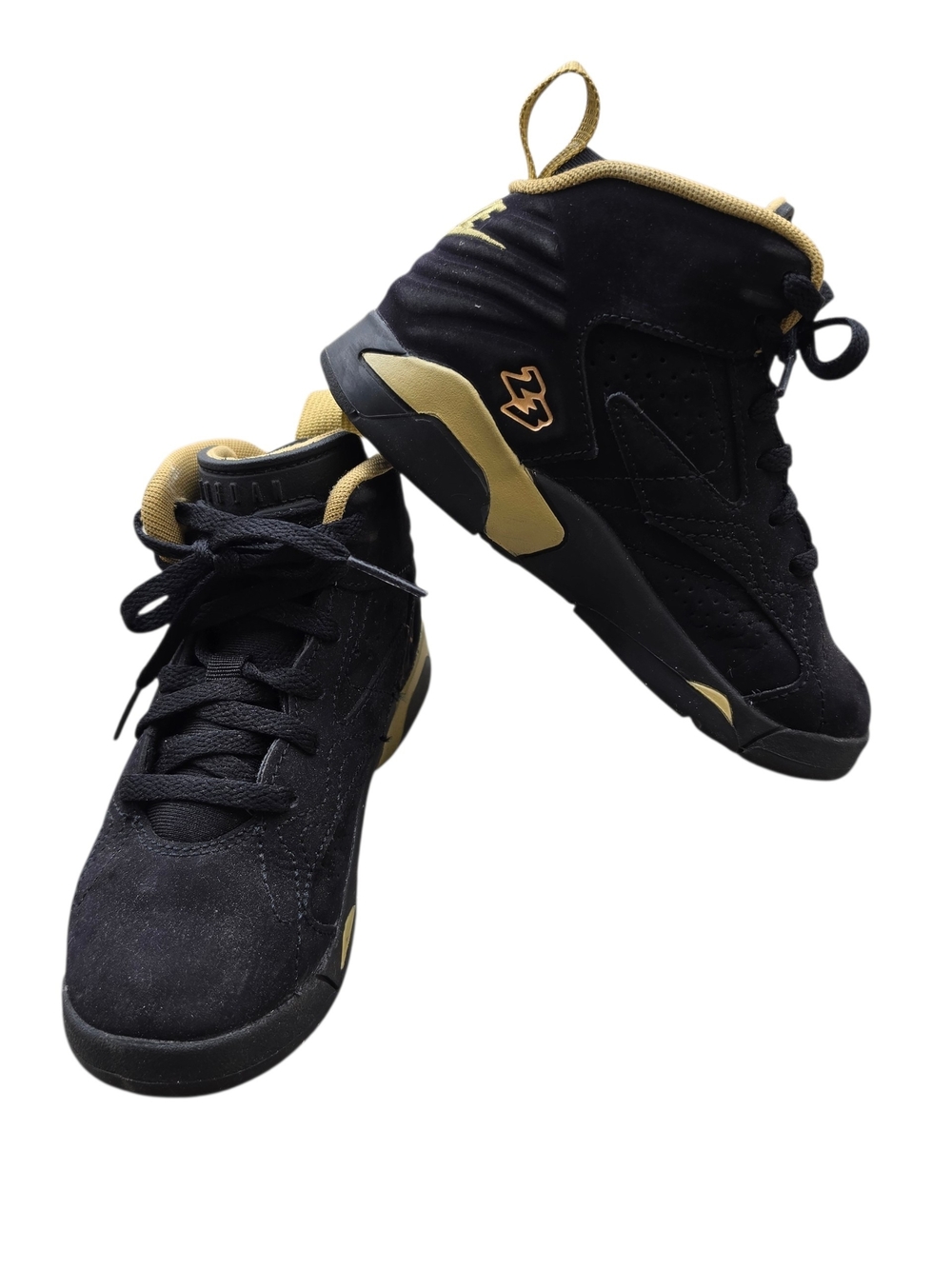 Nike Jordan Kids MVP Sneaker - Black / Metallic Gold - Size 11C